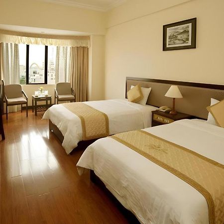 Bamboo Green Central Hotel Дананг Экстерьер фото