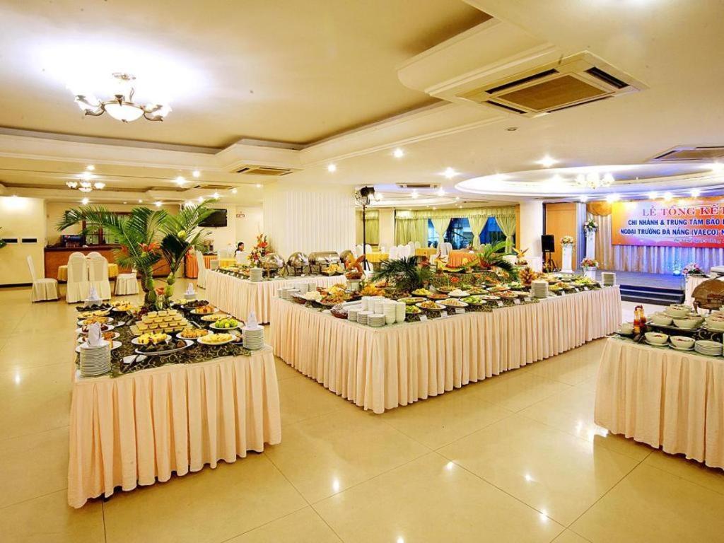 Bamboo Green Central Hotel Дананг Экстерьер фото