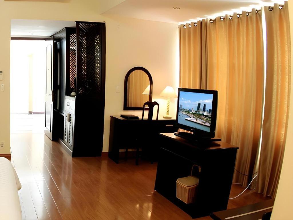 Bamboo Green Central Hotel Дананг Экстерьер фото
