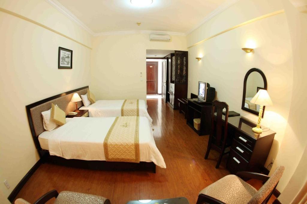 Bamboo Green Central Hotel Дананг Экстерьер фото