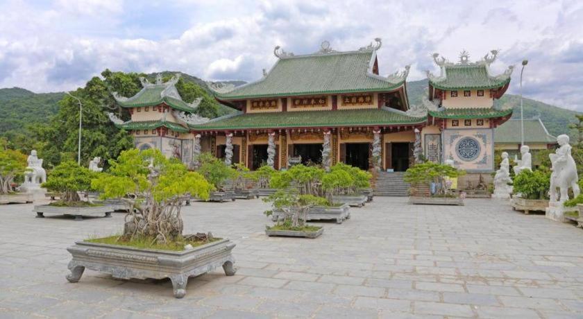 Bamboo Green Central Hotel Дананг Экстерьер фото