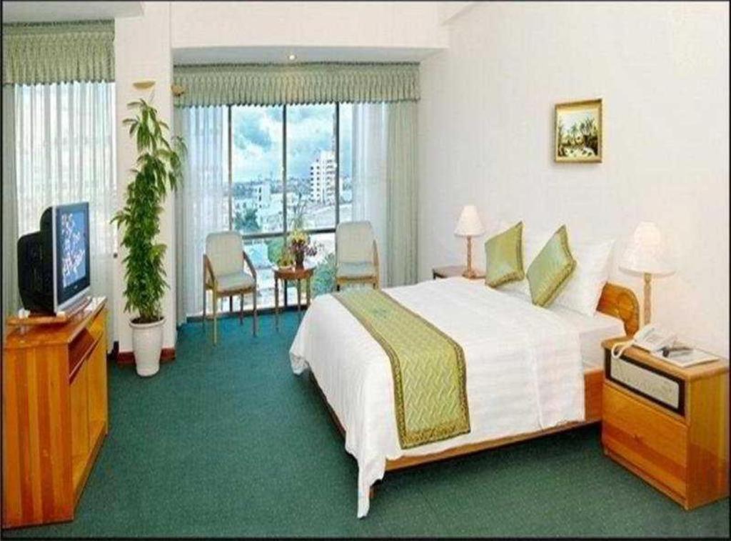 Bamboo Green Central Hotel Дананг Экстерьер фото
