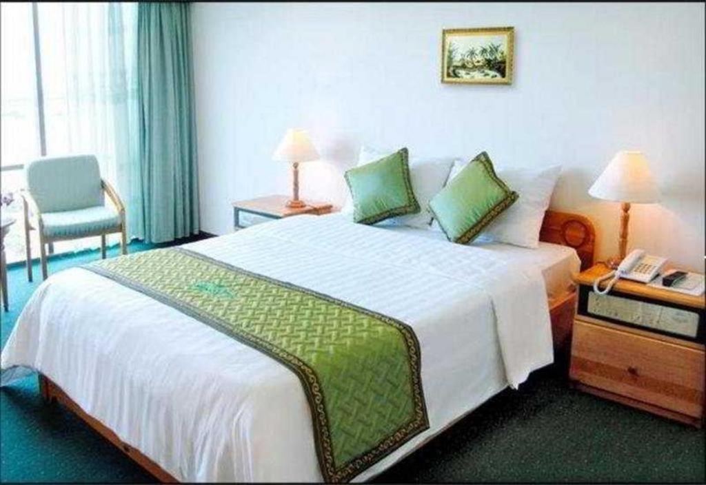 Bamboo Green Central Hotel Дананг Экстерьер фото