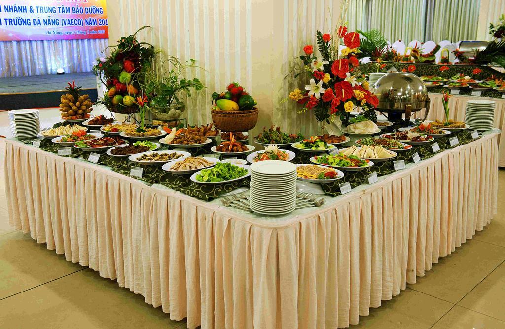 Bamboo Green Central Hotel Дананг Экстерьер фото